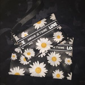 FINAL PRICE LIKE NEW Daisy Clutch Bag Purse